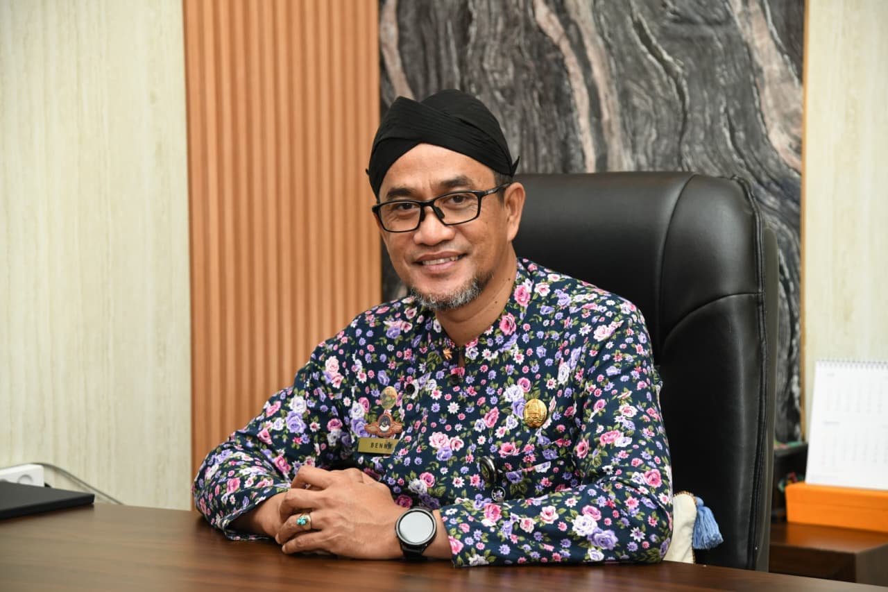 Ar. Ir. BENNY IRAWAN, ST., M.T - Kepala Badan Kepegawaian dan Pengembangan Sumber Daya Manusia Kabupaten Sumenep
